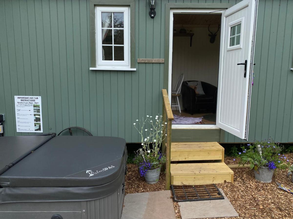 The Laburnum Retreat Shepherd Hut Private Hot Tub Upper Hulme Экстерьер фото