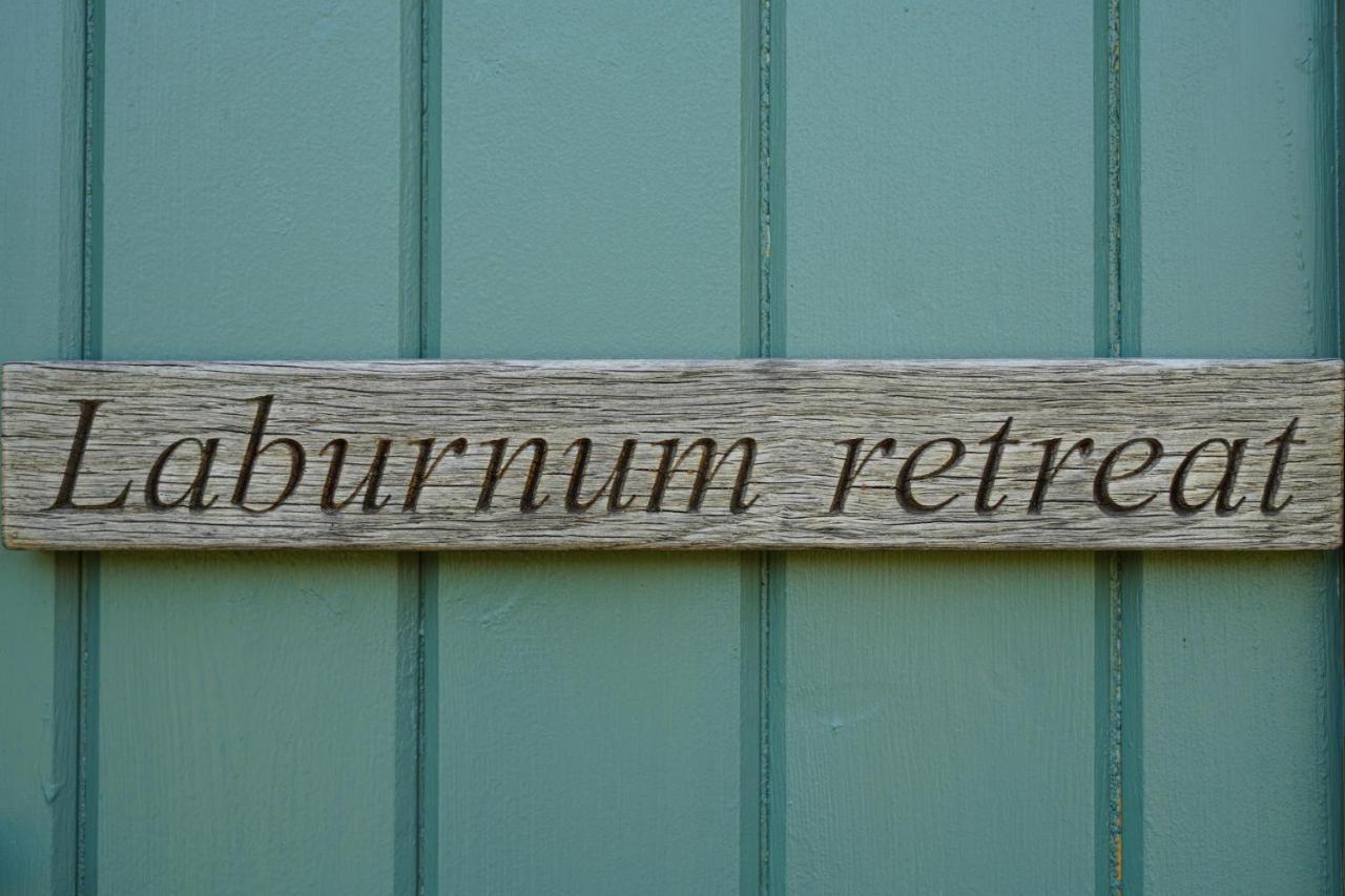 The Laburnum Retreat Shepherd Hut Private Hot Tub Upper Hulme Экстерьер фото